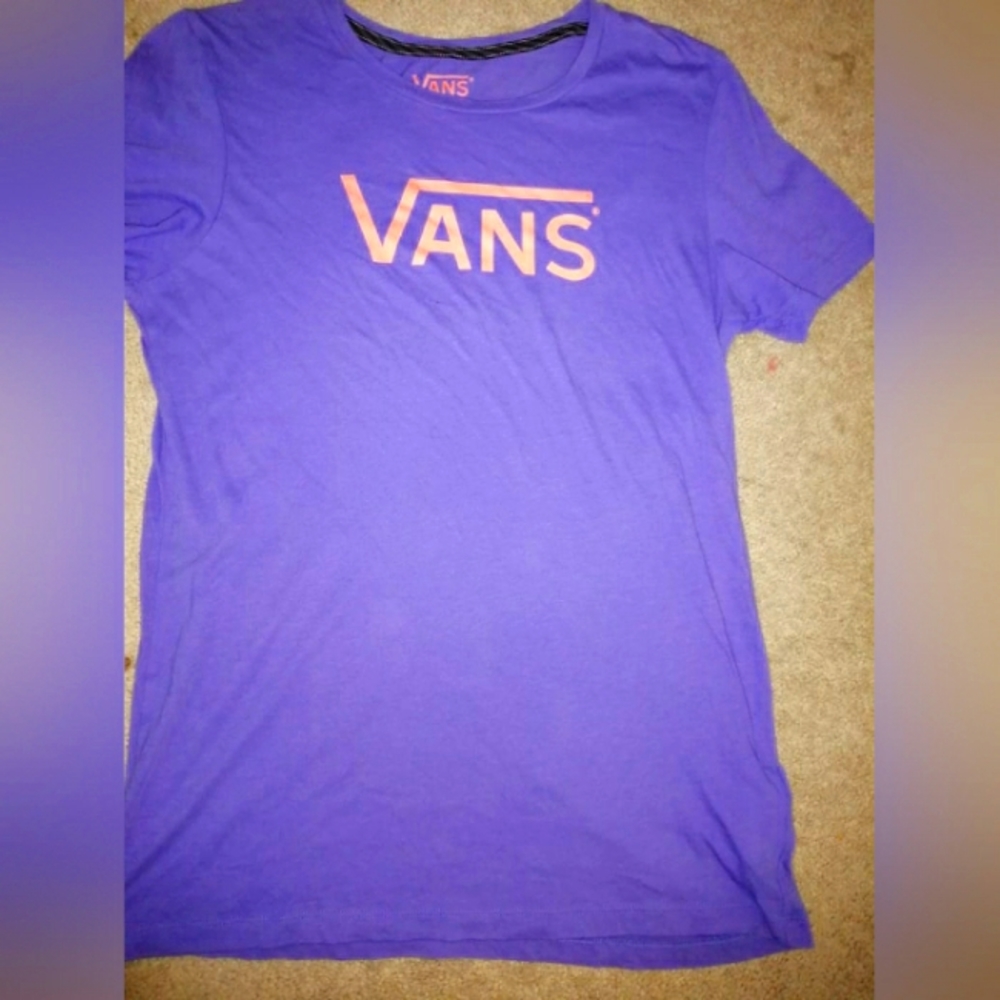 T shirt vans m